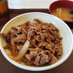 すき家 - 牛丼（中盛）ランチセット