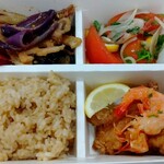 パリヤ - DELI BOX(弁当) 1,134円♪