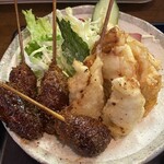 Osyokujidokoro Miroku - 味噌串カツ、イカ、玉ねぎのかき揚げ、
                        大葉、ハム、野菜サラダ付き。