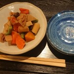 Tennen Sozai Kura - 筑前煮490円(税別)