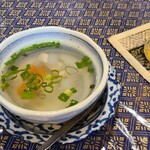 プロォーイ タイ料理 - スープ