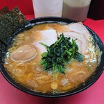 ラーメン 杉田家 本店 - 