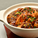 Mapo tofu stew in clay pot