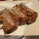 九つ井 - 黒毛和牛炭火焼き。