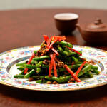 Stir-fried spicy green beans