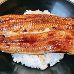 うなぎ亭 友栄 - 上うな重 (きも吸い おしんこ付) 4800円