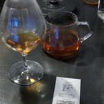 浅煎りコーヒーと自然派ワイン Typica - 和紅茶