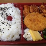 Tsuruya - コロッケからあげ弁当　390円