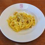 Vege&More Garden - 自家製生パスタを放牧卵であえたカルボナーラ ※ランチコース 2,000円（ベジモア ガーデン）