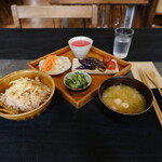 イカニカ - イカニカごはん。