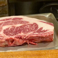 アラルデ - 鹿児島産 牛の炭火焼 バスクの塩で