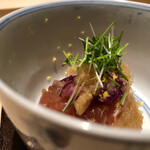 すし宮川  - 腰長鮪長崎昆布醤油漬け山山葵おろし