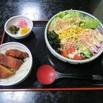 登利平 - サラダうどんセット