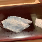 鮨みなと - 根室松皮鰈とエンガワ