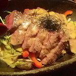 はっすんば - 近江牛ミスジのサラダ仕立て