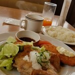 ココス - 鬼おろしチキンステーキポン酢&白身魚フライ ランチ
            ドリンクバー付き(税抜790円)