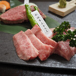 Koshitsu Yakiniku Kakomi - 