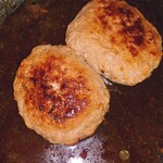 和牛ハンバーグ&ステーキ 肉屋 格之進 F - 