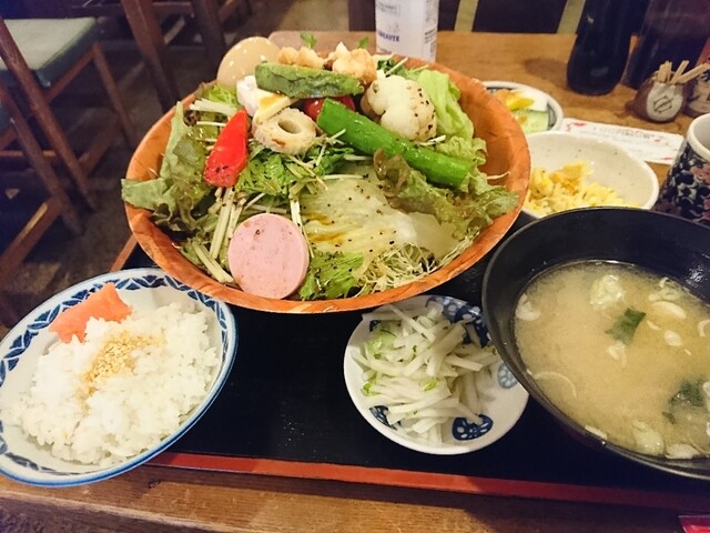 デカ盛りサラダ 花半 By Buff Buff 花半 内幸町 懐石 会席料理 食べログ デカ盛りサラダ 花半 By Buff Buff 花半 内幸町 懐石 会席料理 食べログ