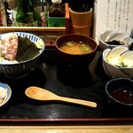 築地もったいない プロジェクト 魚治 - 