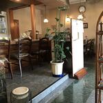 ベーシック - 店内