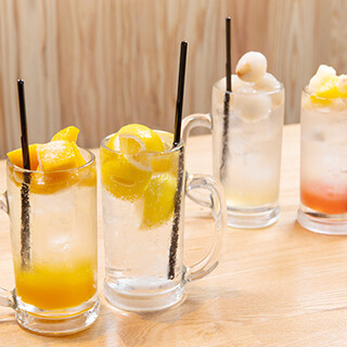 Lots of rumbling fruits ★Don't miss the ``Extremely Fresh Sour''♪