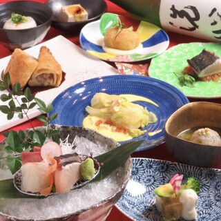 ご宴会等や県外からお越しの方も楽しめるコースを複数ご用意！