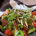 Wafuu Izakaya Mogura - 水菜とカリカリベーコンのサラダ