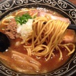 らーめん 小貫修三 - 濃厚魚介豚骨醤油￥８００、ふと麺ストレート