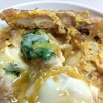 原食堂 - カツ丼～カツの断面～