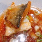 立ち飲み居酒屋ラクミ - 揚げ出し煮の秋刀魚