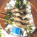 柳家 - 大きさが判りますか？天然アユ