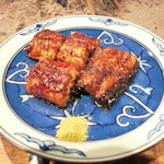 柳家 - 天然鰻蒲焼・・・一人前