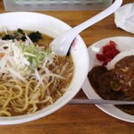 Ramen Senka - 味噌ラーメン、半カレー