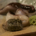 魚菜料理 縄屋 - 鳥貝と鳥貝の肝のお造り