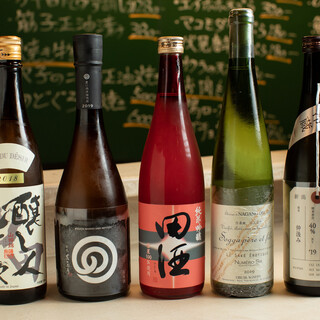 日本酒種類豐富◎從基本款到半熟酒，有各種各樣的口味。
