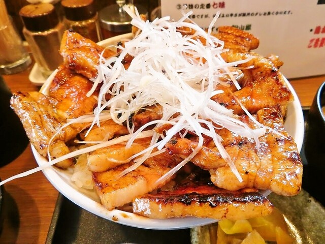 なまらうまいっしょ 本厚木店 本厚木 豚丼 食べログ