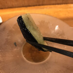 為御菜 - 茄子の揚げ浸し５４０円。揚げてから冷ました茄子ですが、油っぽさはほとんどなく、コクが適度で、とても美味しくいただきました（╹◡╹）。この品のコスパは、良いと思います(^｡^)