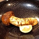 柳家 - 岐阜県中津川産の松茸