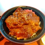 Hokkaidou Hadekkaidou Ohotsuku Nomegumi Abashiri Shi - 豚丼大盛り
