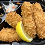 大戸屋 - 広島産かきフライ弁当