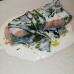 Reglisse - サーモンのポワレ　オゼイユソース