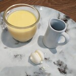 Reglisse - 飛来幸地鶏のプリン