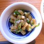 東京おっこい堂 - 付け合わせ。