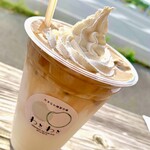 Okinawa Zakka Ichi Bawato Wato Kafe - ダルゴナコーヒー　ホイップトッピング