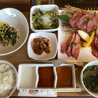 焼肉ぽんが 江ノ島 - 