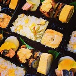 Oishi Mbo - 10月29日献立です。
                      秋鮭と大根の味噌煮、照り焼きチキン(オリジナルタルタルソース)、茄子のはさみ揚げ、だし巻き玉子、里芋グラタン、栗ご飯です　価格800円
                      
                      沢山のご注文お待ちしてまーす(^-^)
                      
                      お渡し２時間前までにご注文頂ければ対応できます。
                      09032938087 新保です。
                      お渡し場所　小松市八幡甲47です。
                      