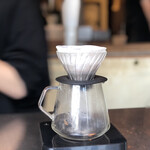 LEAVES COFFEE APARTMENT - 