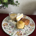 西洋菓子 しろたえ - 