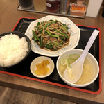福しん - レバニラ定食（税込650円）